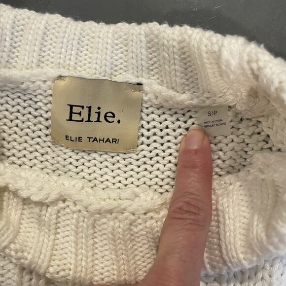 Elie Tahari White Wool Blend Cable Knit Sweater Small Relaxed Fit Cropped Fit - Picture 3 of 6